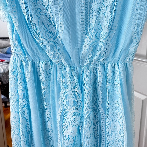 Pretty Garden NWT lace maxi dress - Picture 8 of 9